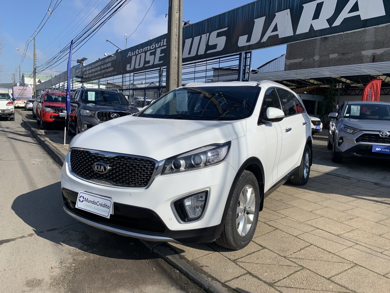 KIA SORENTO 2.4 EX 