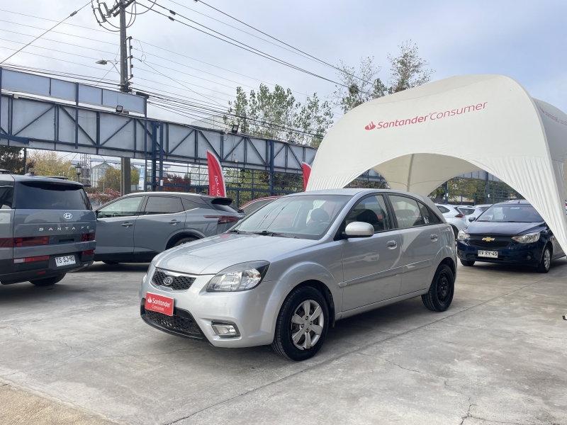 KIA RIO 5 1.4 AC