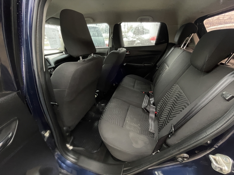 Suzuki Swift Glx1.2 Ac — foto 4 de 9