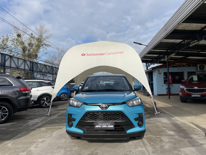 Toyota Raize — foto 2 de 13