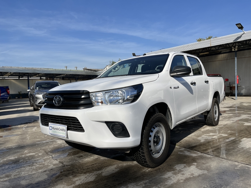 TOYOTA HI LUX 2.4 