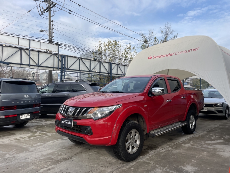 MITSUBIVHI L200 4X4